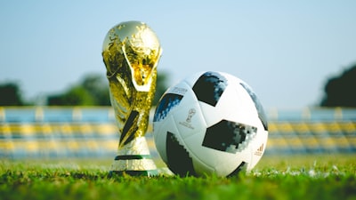 الدوري الألماني 2024توقعات مثيرة وتنافس شرس بين عمالقة الكرة الألمانية